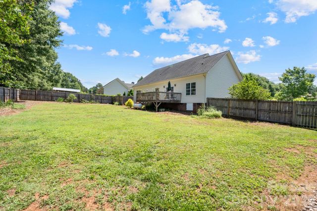 1621 Herbie Circle, Newton, NC 28658