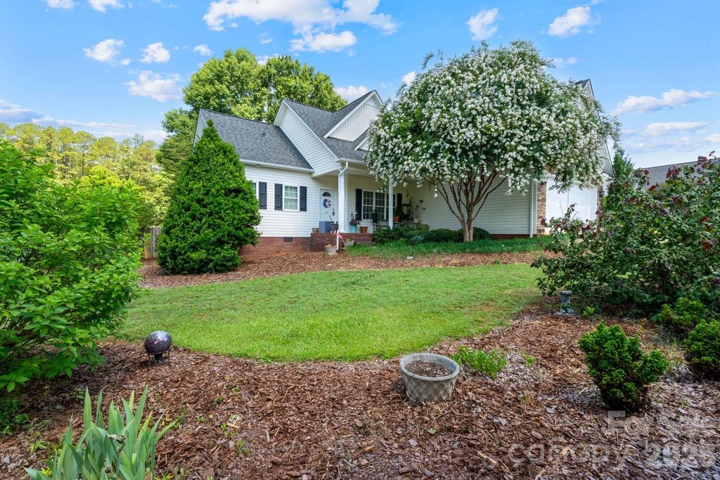1621 Herbie Circle, Newton, NC 28658
