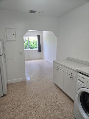1170 NE 111th Street 1170, Miami, FL 33161