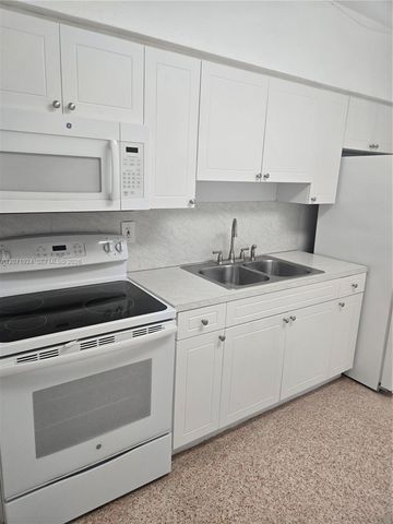 1170 NE 111th Street 1170, Miami, FL 33161