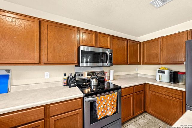 1523 Alaskan Wolf, San Antonio, TX 78245