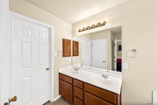 1523 Alaskan Wolf, San Antonio, TX 78245