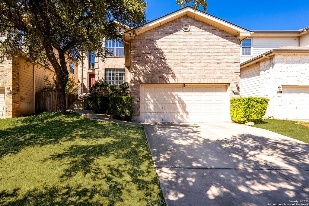 1523 Alaskan Wolf, San Antonio, TX 78245
