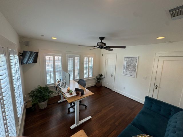 4057 W 7th Street, Fort Worth, TX 76107