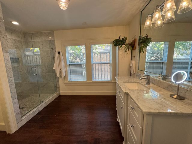 4057 W 7th Street, Fort Worth, TX 76107