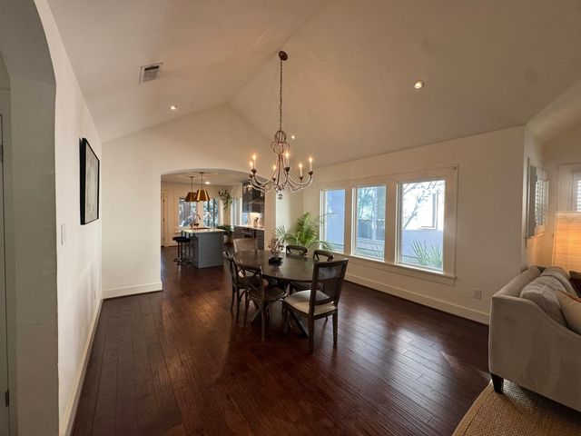 4057 W 7th Street, Fort Worth, TX 76107