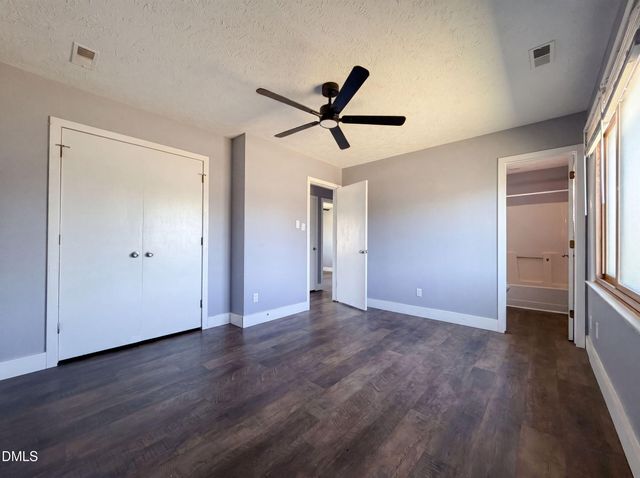 1512 Dovetail Drive, Fayetteville, NC 28314
