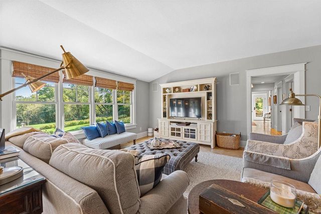 E1475 Owens Drive, La Valle, WI 53941