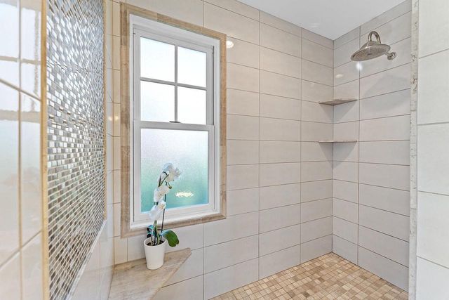 E1475 Owens Drive, La Valle, WI 53941