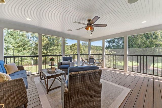 E1475 Owens Drive, La Valle, WI 53941