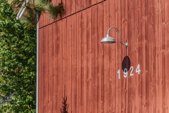 E1475 Owens Drive, La Valle, WI 53941