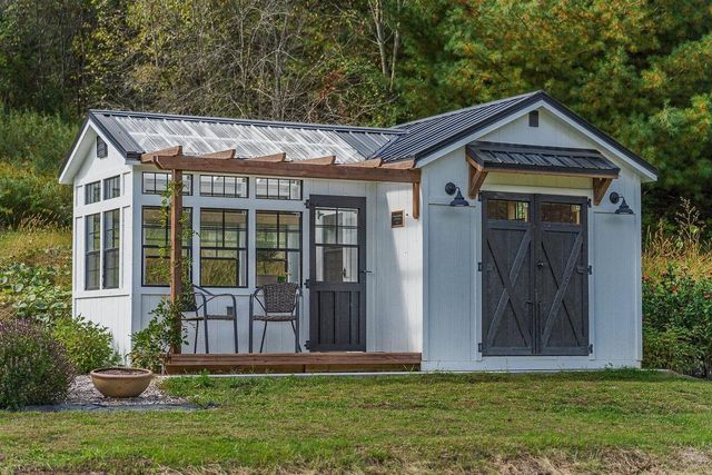 E1475 Owens Drive, La Valle, WI 53941