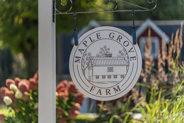 E1475 Owens Drive, La Valle, WI 53941