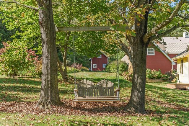 E1475 Owens Drive, La Valle, WI 53941