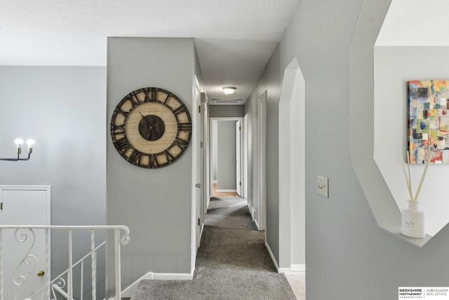 218 S 111th Street, Omaha, NE 68154