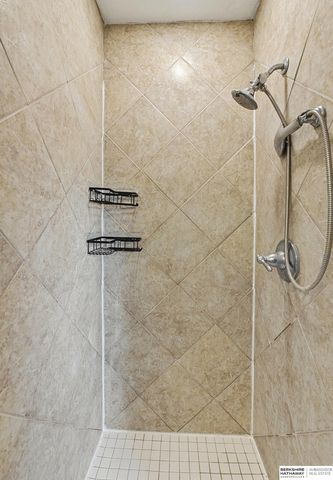 218 S 111th Street, Omaha, NE 68154