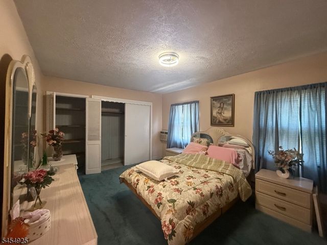 423 Fulton St, Elizabeth City, NJ 07206