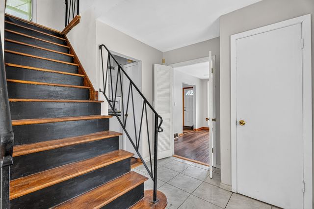 815 Blackhawk Drive, University Park, IL 60484