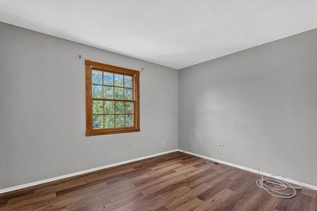 815 Blackhawk Drive, University Park, IL 60484