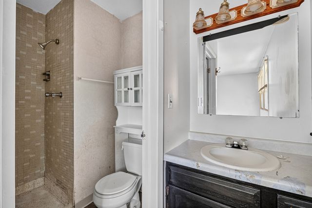 815 Blackhawk Drive, University Park, IL 60484
