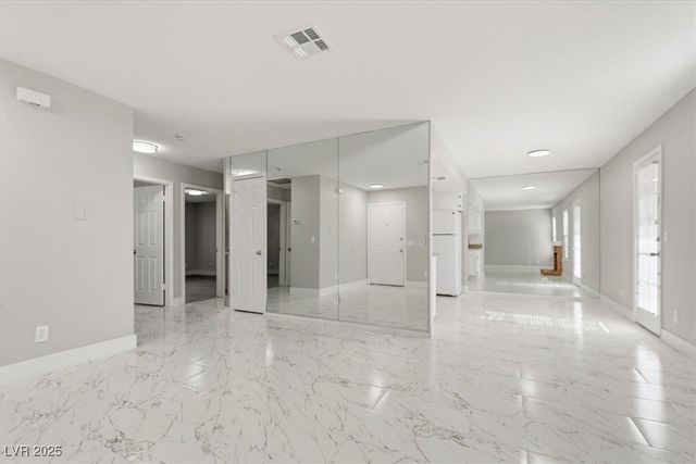 5576 West Rochelle Avenue 6A, Las Vegas, NV 89103