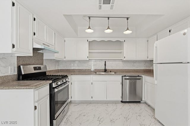 5576 West Rochelle Avenue 6A, Las Vegas, NV 89103