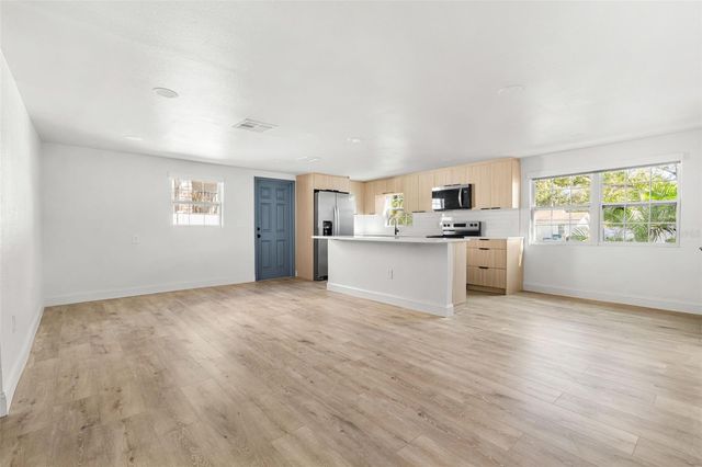 6709 S FAUL STREET, Tampa, FL 33616