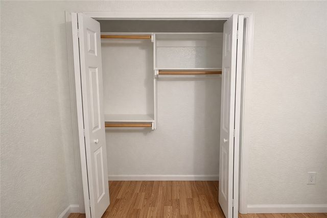 526 White Oak Street, Gentry, AR 72734