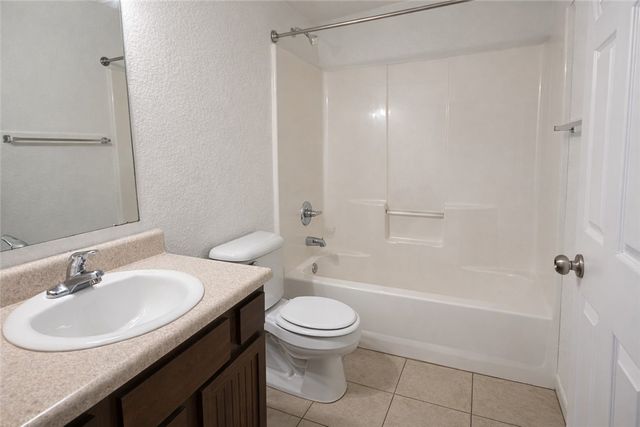 526 White Oak Street, Gentry, AR 72734