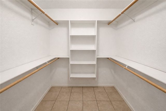 526 White Oak Street, Gentry, AR 72734