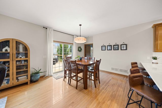 200 NW 8th Street, Earlham, IA 50265