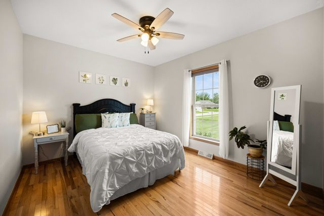 200 NW 8th Street, Earlham, IA 50265
