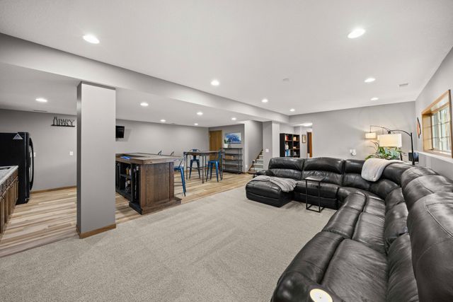 200 NW 8th Street, Earlham, IA 50265