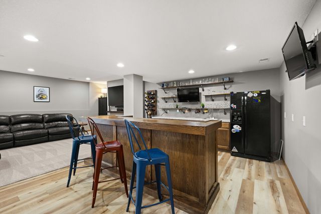 200 NW 8th Street, Earlham, IA 50265