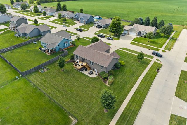 200 NW 8th Street, Earlham, IA 50265