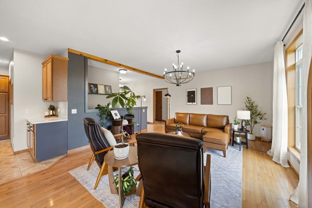 200 NW 8th Street, Earlham, IA 50265