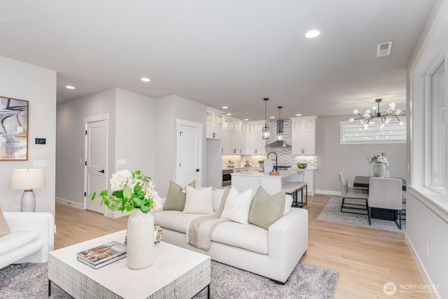 20317 94th Drive NE, Bothell, WA 98011