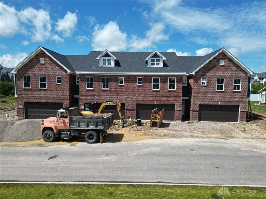 1235 Gable Way, Huber Heights, OH 45424
