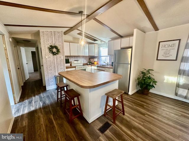 3532 WAGON TRAIN RD, Middle River, MD 21220