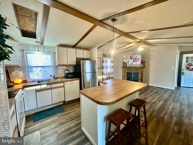 3532 WAGON TRAIN RD, Middle River, MD 21220