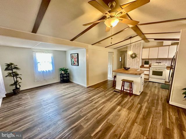 3532 WAGON TRAIN RD, Middle River, MD 21220