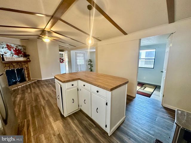 3532 WAGON TRAIN RD, Middle River, MD 21220