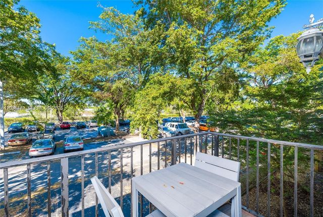 8500 SW 109th Avenue 6-221, Miami, FL 33173