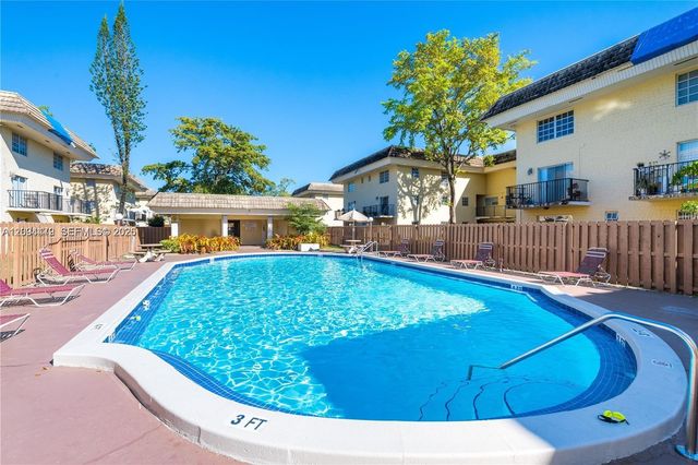 8500 SW 109th Avenue 6-221, Miami, FL 33173