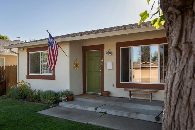 164 Elena Ct, Turlock, CA 95380