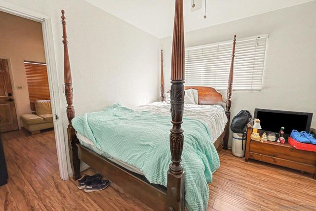 1109 1111 Grand, San Diego, CA 92109