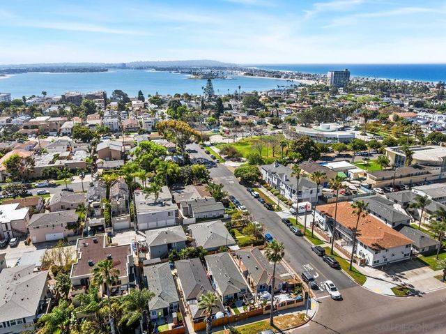 1109 1111 Grand, San Diego, CA 92109