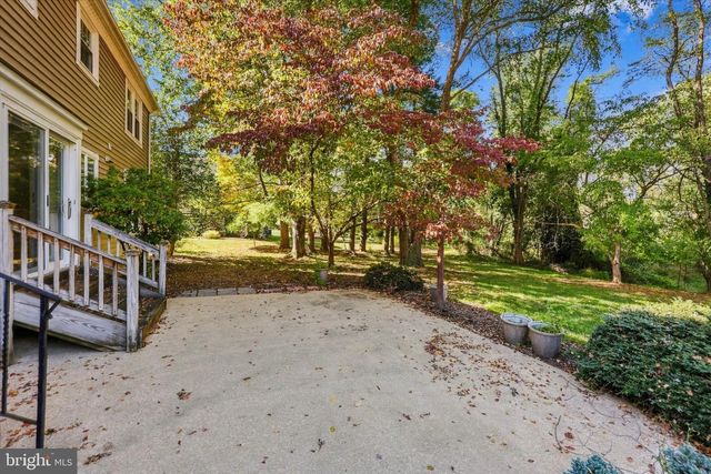1236 LEXINGTON DR, Yardley, PA 19067