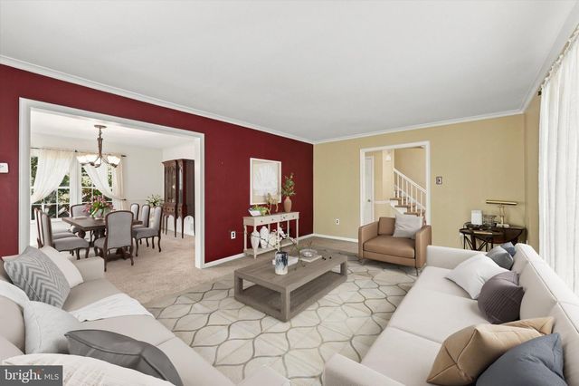1236 LEXINGTON DR, Yardley, PA 19067