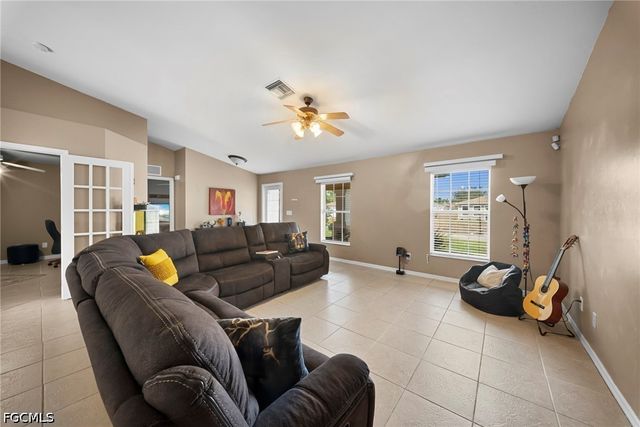 3205 38th ST W, Lehigh Acres, FL 33971